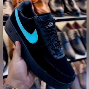 Nike and Tiffany AIR FORCE 1 LOW